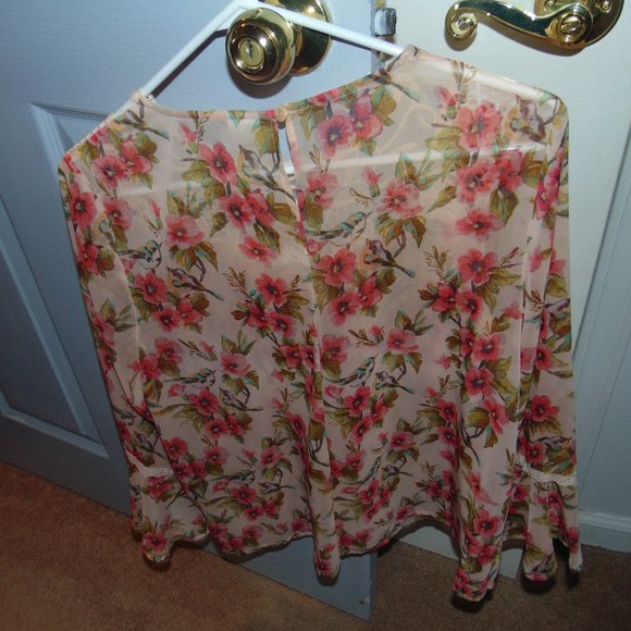 disney  princess blouse - Picture 3 of 4